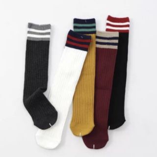 Set 5 đôi tất mặc váy cho bé/ tất boot