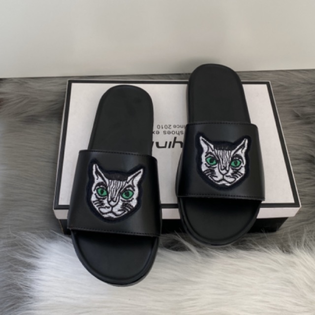 Dép da nam đế hộp thêu mèo xanh 2 lớp kèm video ( đế hộp mèo ) ( Chéo Ô Vuông Xanh )
