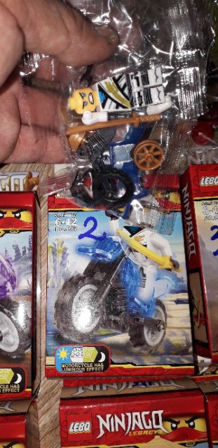 Set 8 hộp LegoNinjago xe mô tô bằng nhựa rất đẹp 1973 trọn bộ