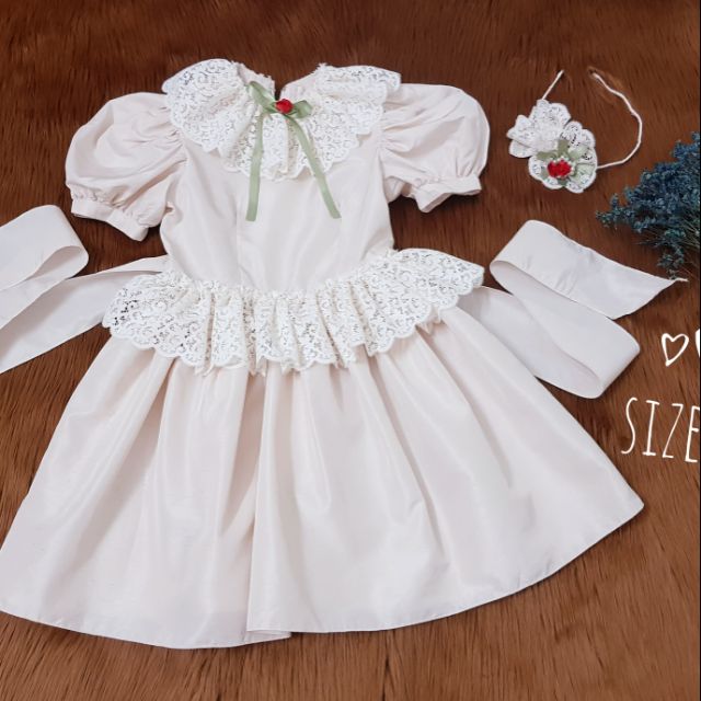 Combo đầm bé của Hà Trần