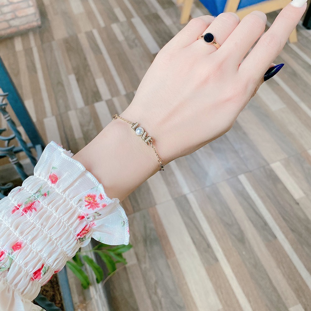 Lắc tay ESME vòng tay chữ LOVE ES098