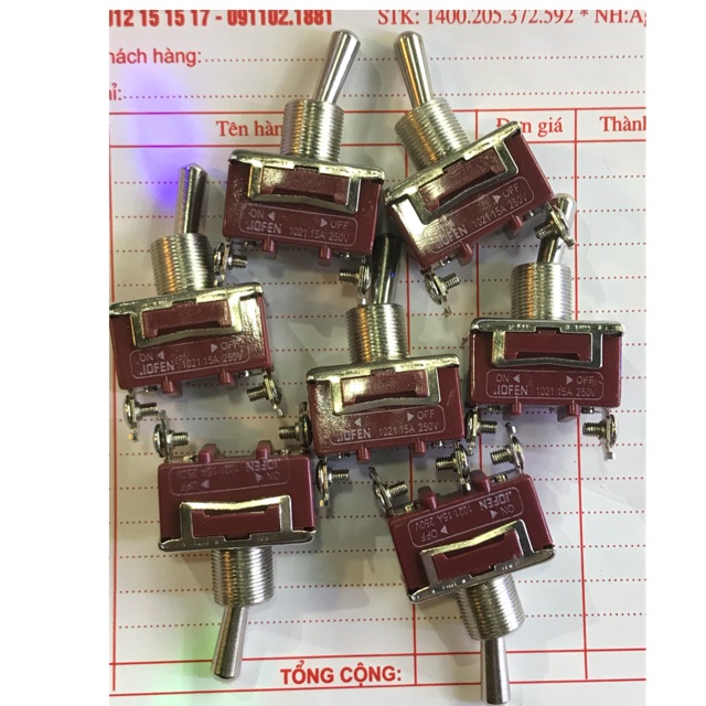 5 chiếc công tắc on off 2 chân