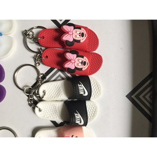 Móc khoá hình đôi dép siêu xinh