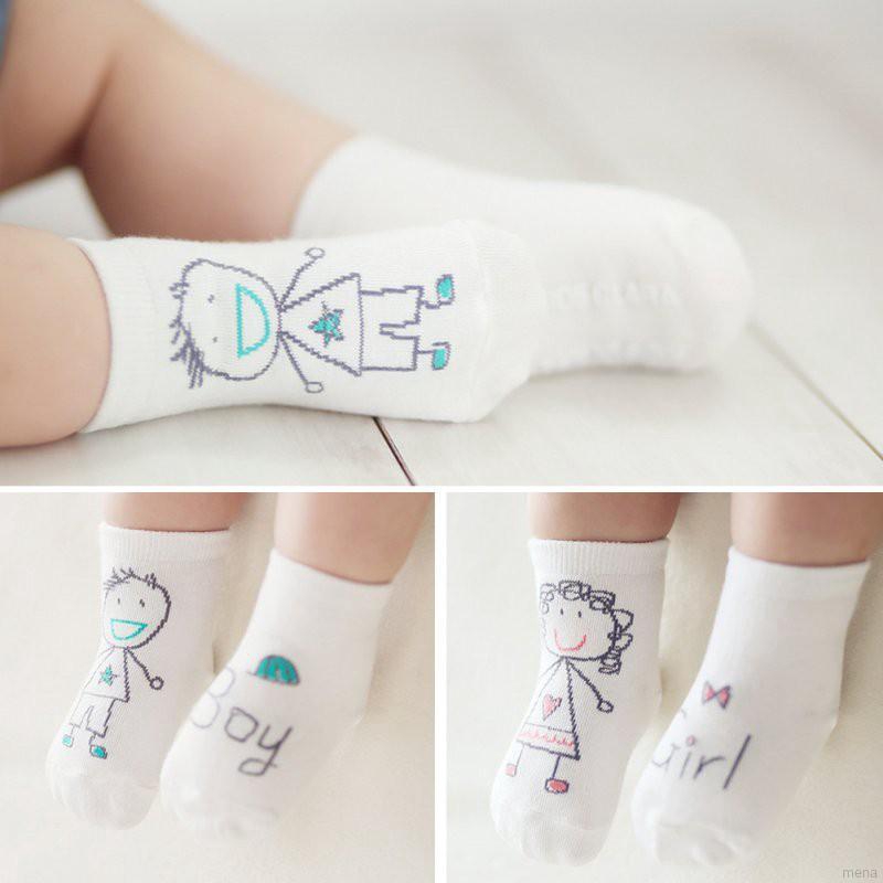 Đôi vớ họa tiết hoạt hình dễ thương sành điệu cho bé