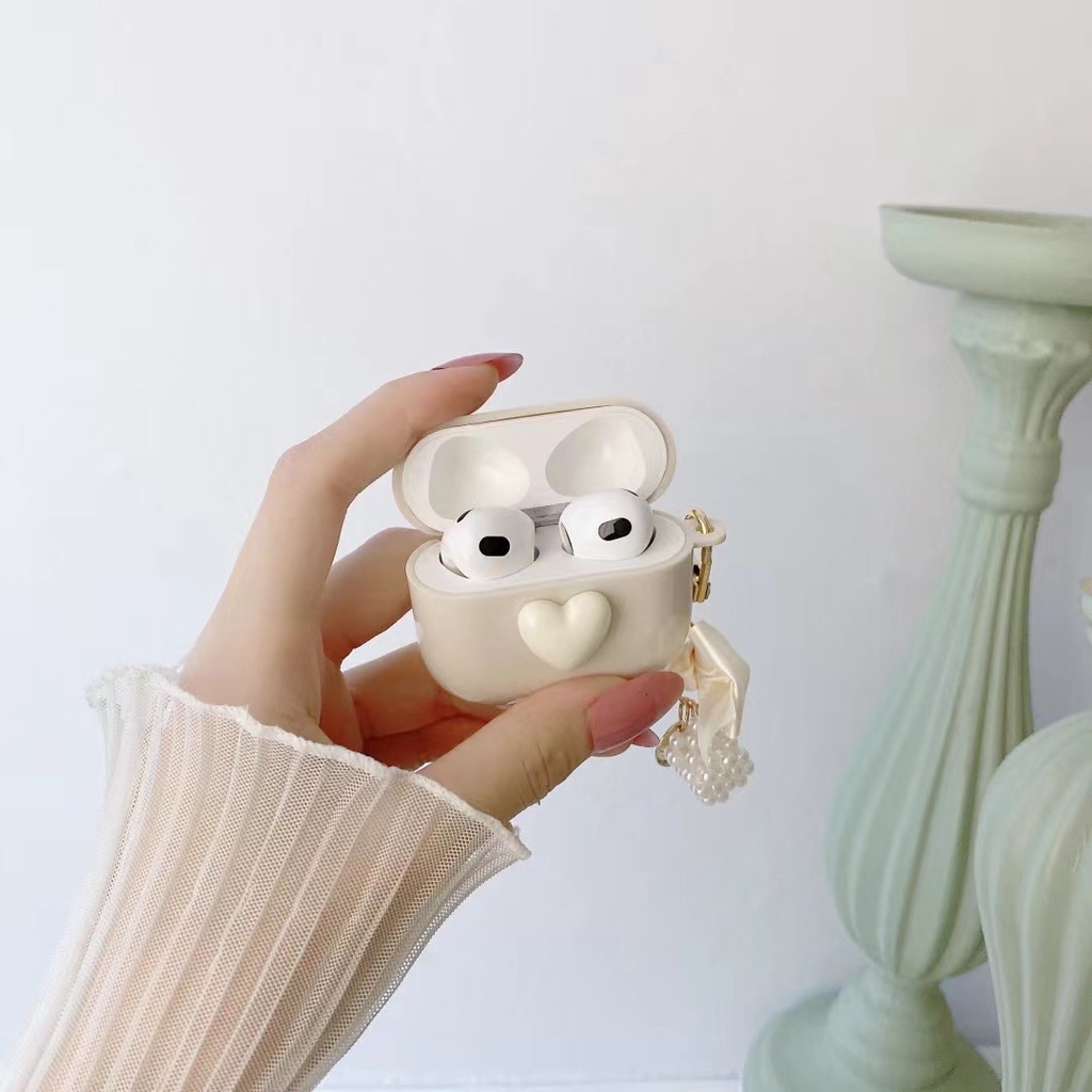Vỏ Bảo Vệ Hộp Sạc Tai Nghe airpods 1 2 pro Bluetooth Bằng tpu Mềm Gắn Dây Ngọc Trai Và Trái Tim