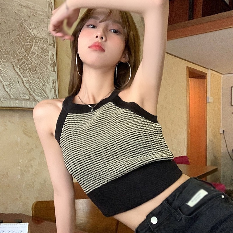 Áo Lửng Hai Dây Dệt Kim Kẻ Sọc Màu Sắc Gợi Cảm Thời Trang Mùa Hè Hàn Quốc Cho Nữ