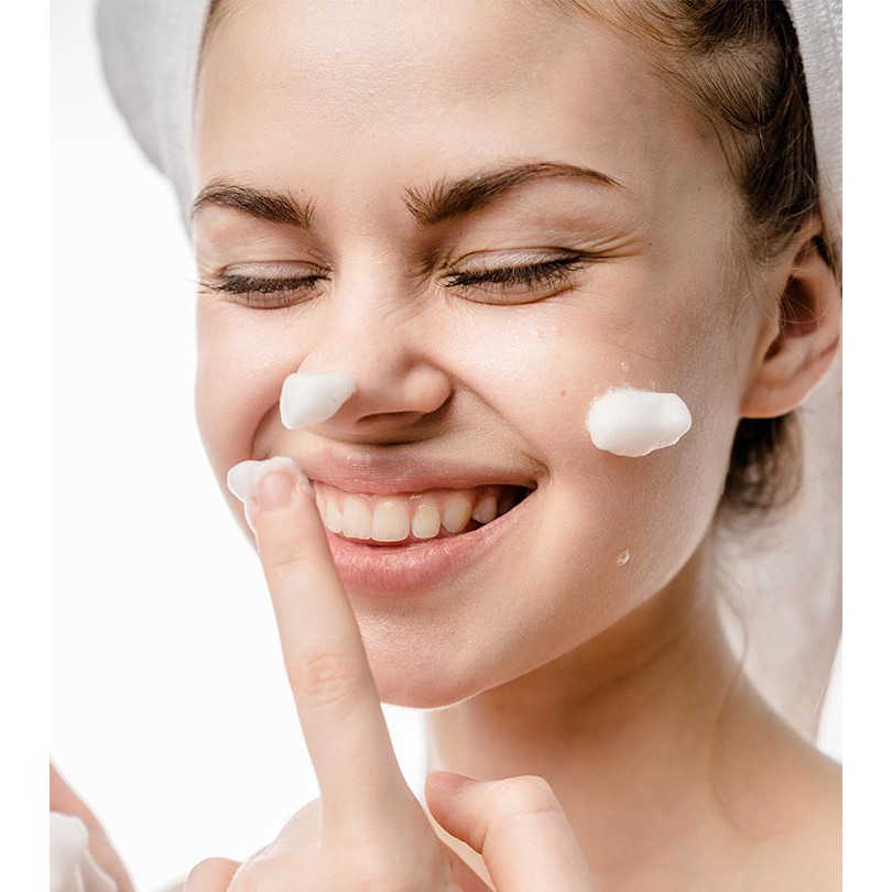 Sữa Rửa Mặt Chiết Xuất Lô Hội Naris Cosmetic Alodew Mild Foam 100g
