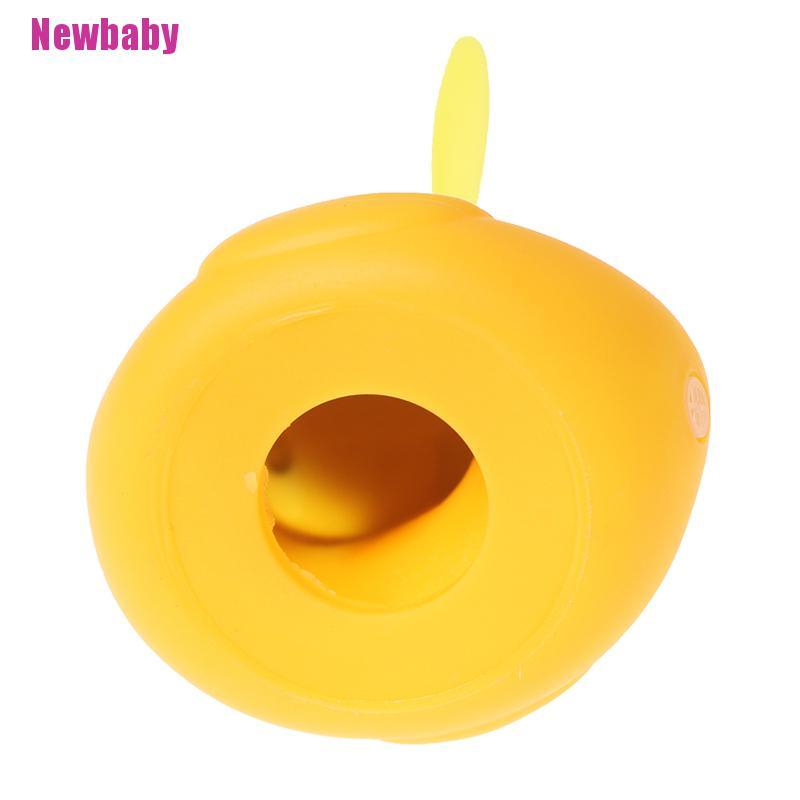 Chú Vịt Vàng Đội Mũ Bảo Hiểm Có Âm Thanh Dễ Thương Trang Trí Xe Hơi / Xe Đạp