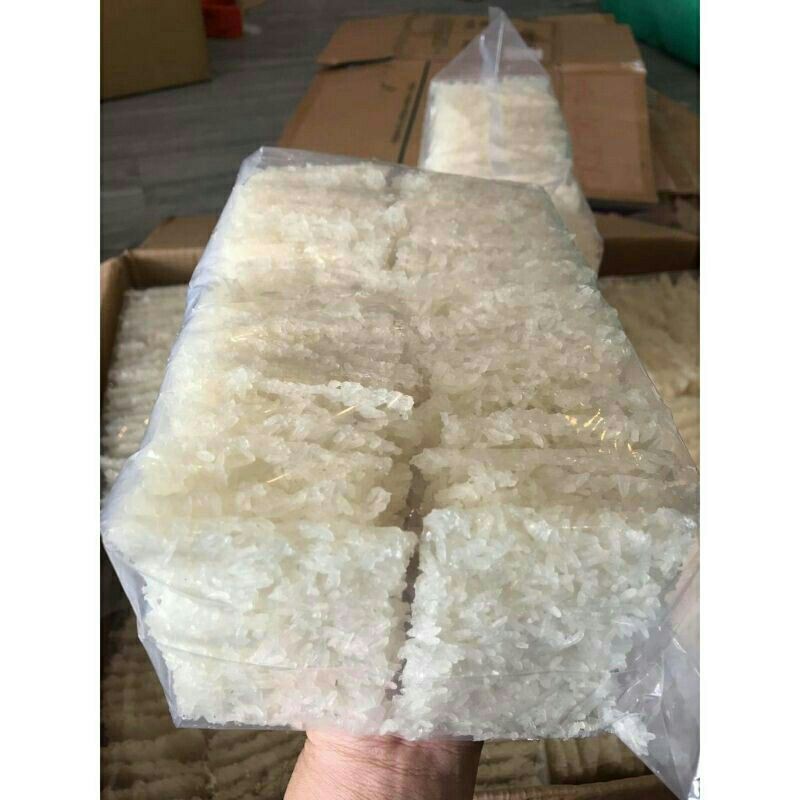 1kg cơm cháy chưa chiên 64k