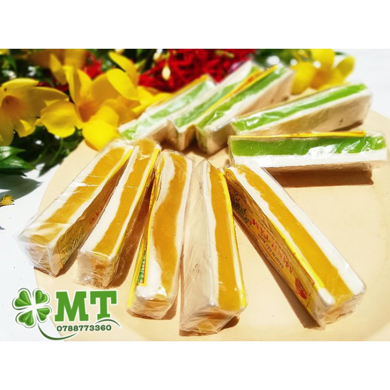 Bánh in dẻo mochi mix 2 loại (đậu xanh sầu riêng, đậu xanh lá dứa) hộp 13 cái
