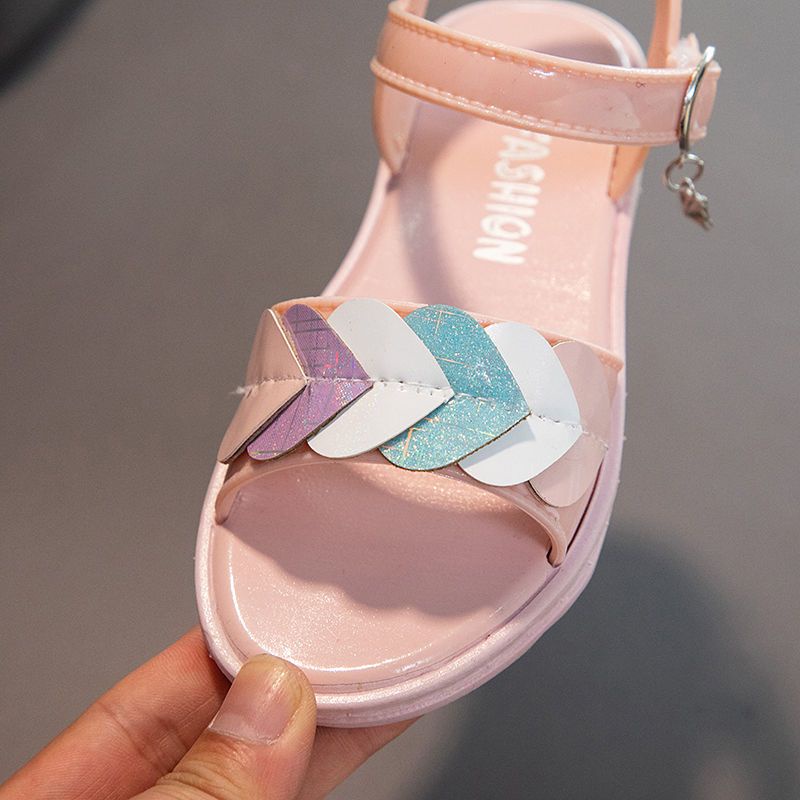 Giày Sandal Đế Mềm Chống Trượt Thoải Mái Thời Trang Đi Biển Mùa Hè 2022 Cho Bé Gái