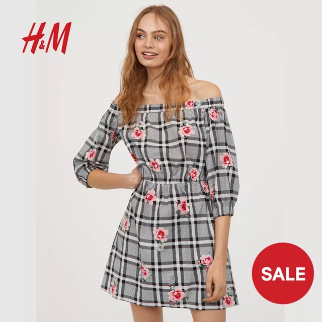 Đầm bẹt vai hiệu H&M auth 100%