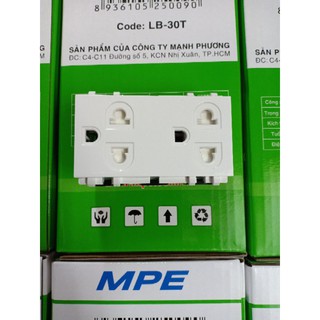 ổ đôi 3 chấu MPE nắp vừa mặt 3 hàng pana wide