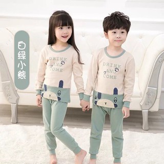 Bộ quần áo trẻ em phong cách