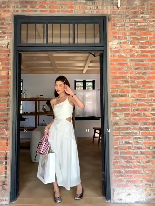 MI DI  Đầm 2 Dây Dáng Dài Xếp Ly Lệch Tà Thời Trang Cao Cấp Sang Trọng Cho Nữ | BigBuy360 - bigbuy360.vn
