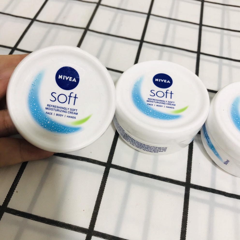 Kem dưỡng da Nivea Soft 50ml dưỡng ẩm chống nẻ