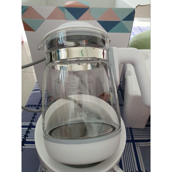 Pass bình đun nước pha sữa cho bé