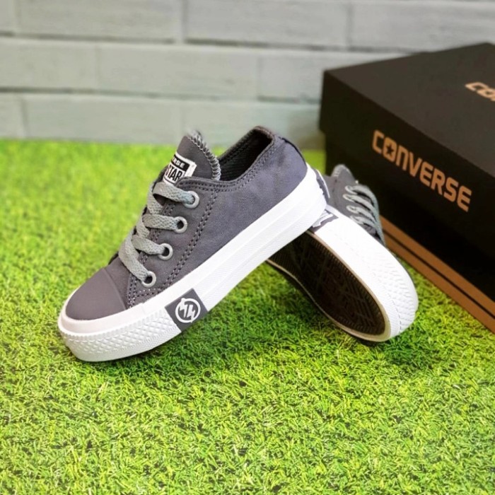 Giày Thể Thao Converse Size 21-35 Màu Xám Phong Cách Cổ Điển Cho Bé