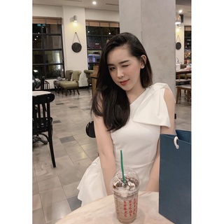 Sét Áo Nơ Lớn 1 Bên Vai+Quần(TRẮNG)
