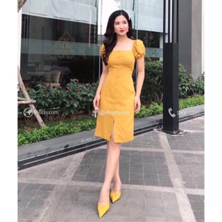 Đầm body tay bồng đính nút xẻ tà duyên dáng