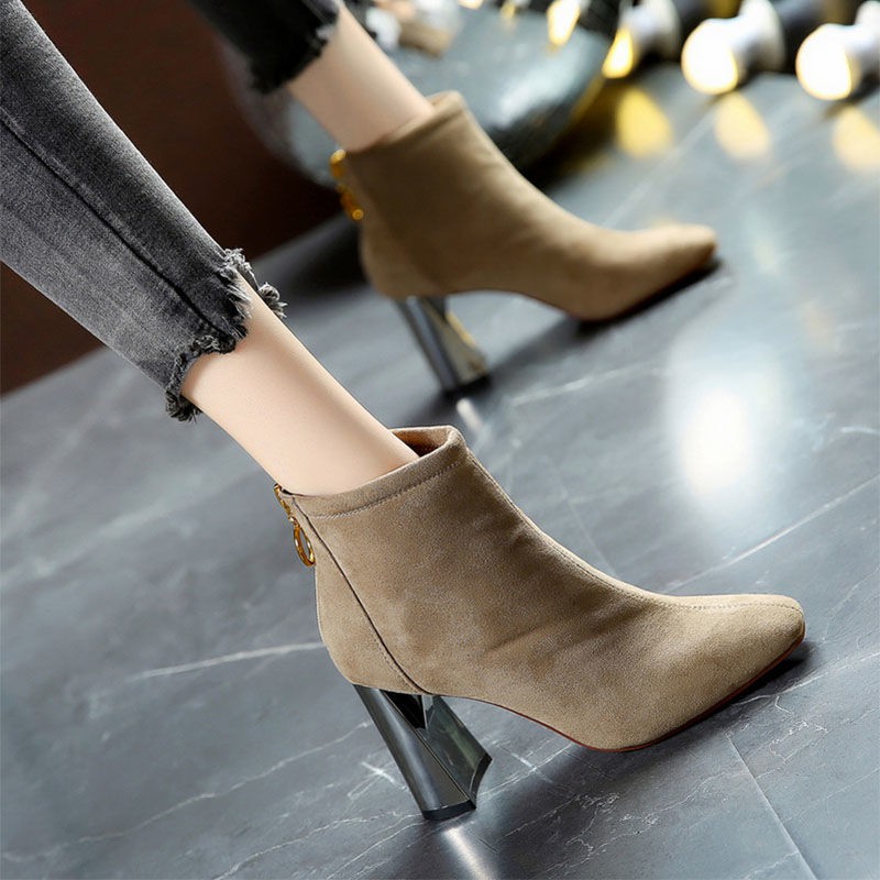 Bốt da gót vuông thời trang mùa thu 2020 cho nữ | BigBuy360 - bigbuy360.vn