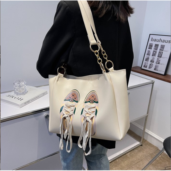 Túi xách nữ tote giày cực lạ thời trang phong cách Hàn Quốc Capucha T166