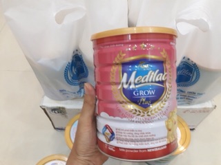 SỮA BỘT MEDILAC GROW PLUS 900g