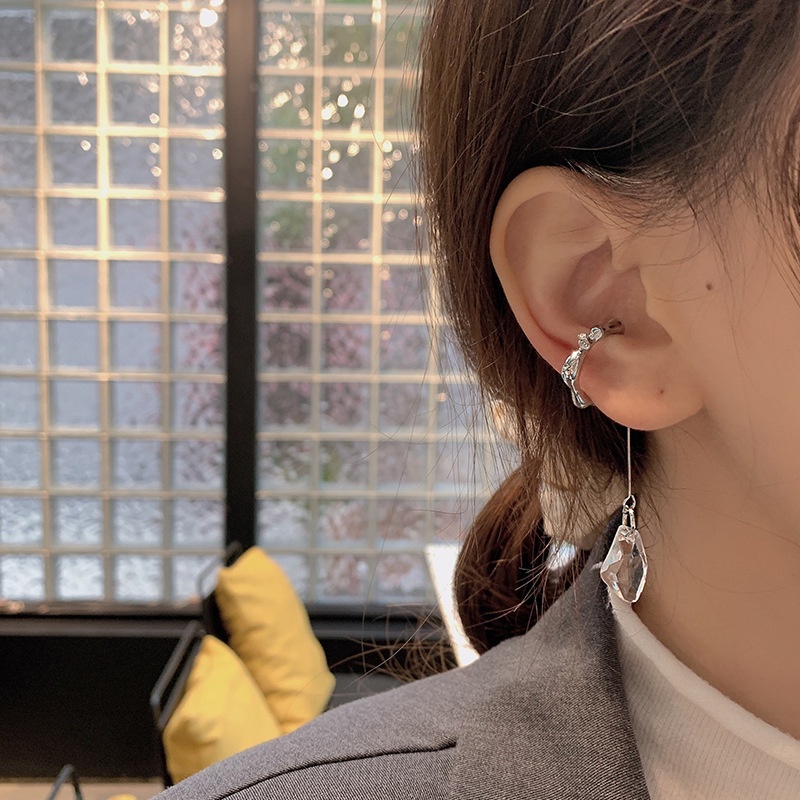 Khuyên Tai Dạng Kẹp Đính Đá Pha Lê Đơn Giản Không Xỏ Lỗ Dành Cho Nữ