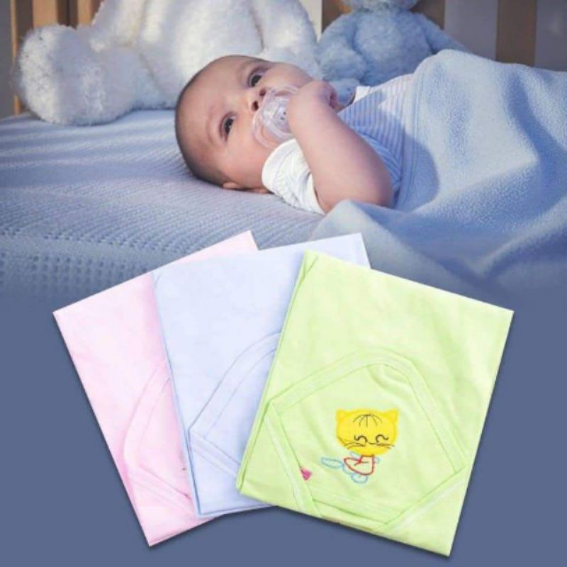 Chăn ủ thêu hình mùa hè có mũ