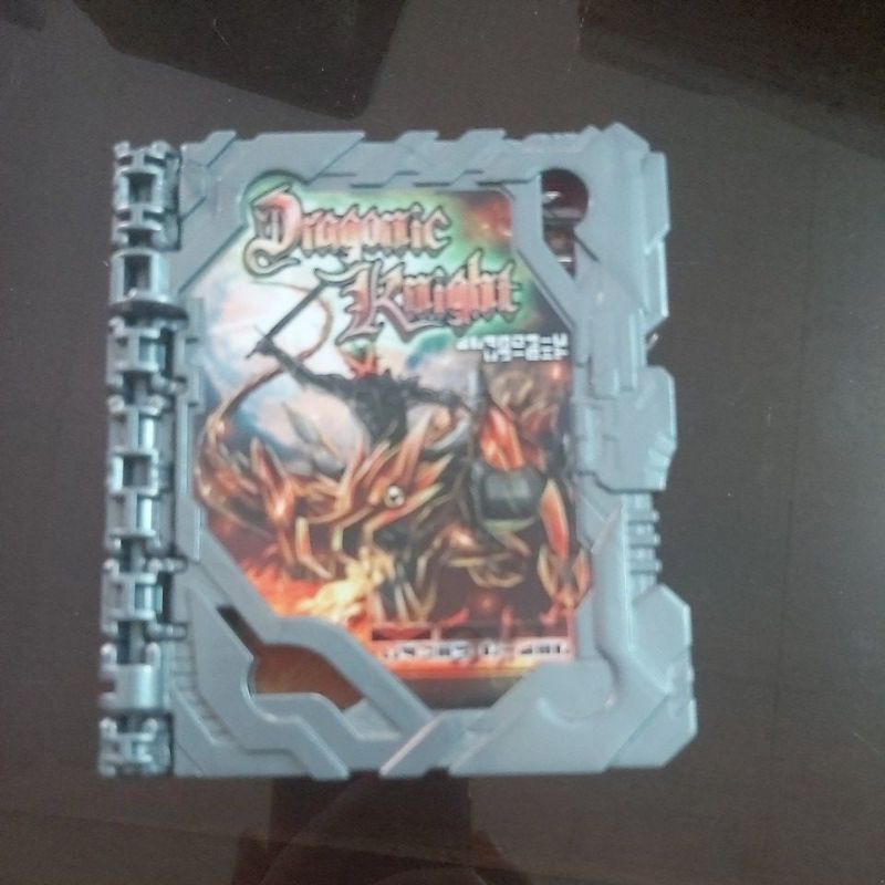 Đồ chơi wonder Ride Book Dragonic Knight Fullbox của Phim Siêu nhân Kamen rider Saber
