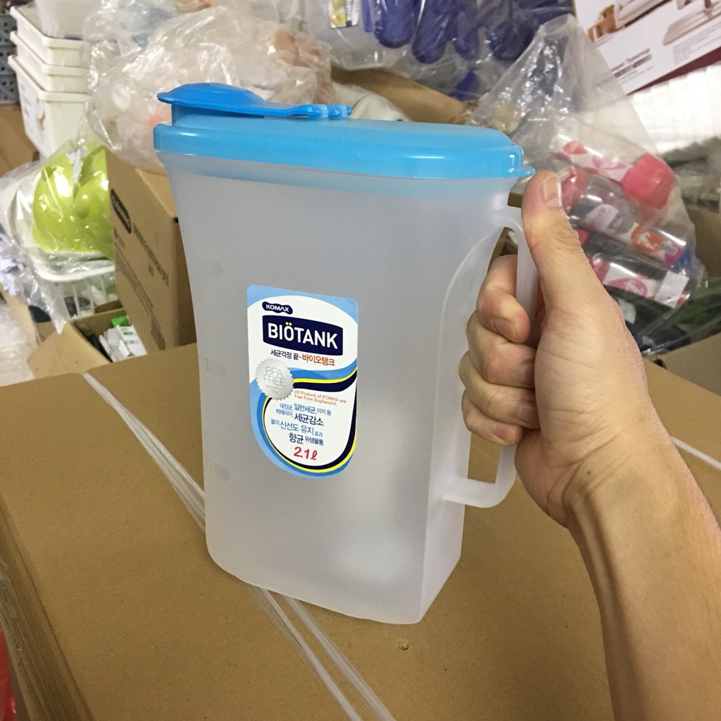 Bình nước nhựa rỗng MAGIC Komax Hàn Quốc 2.1L chịu nhiệt -20 độ C đến 100 độ C, FDA chứng nhận an toàn