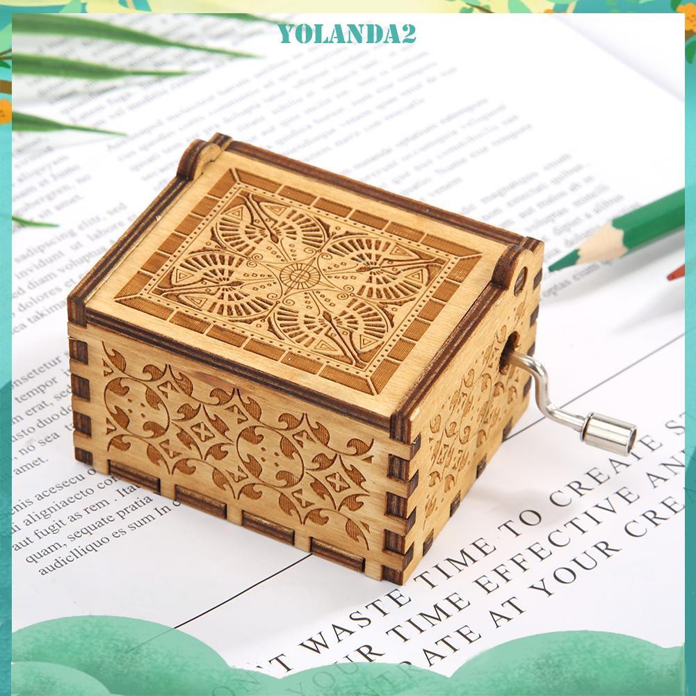 Hộp Nhạc Bằng Gỗ Khắc Họa Tiết Cổ Điển