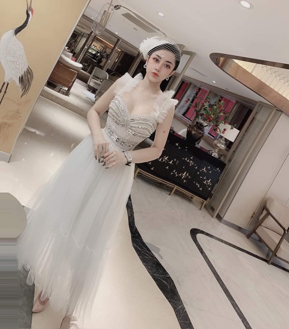 anh vaf video that 1000%  Đầm xoè kim tuyếnđính đá