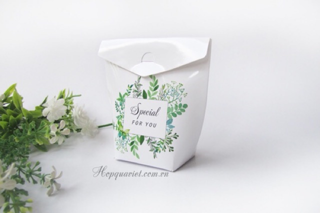 Set 50 hộp quà cưới cao cấp hoa lá làm quà cảm ơn tiệc cưới và sự kiện | BigBuy360 - bigbuy360.vn