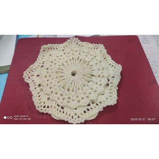 Miếng lót ly, bình hoa bằng len