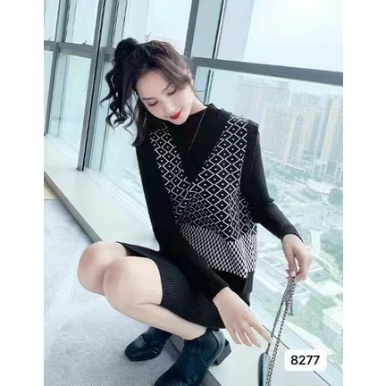 Áo Len Nữ 3 Lỗ, Họa Tiết Cổ Điển Sang Trọng, Mẫu Mới 2021