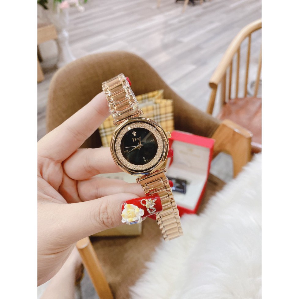 Đồng hồ nữ DIOR dây kim loại chất không rỉ bền đẹp , phong cách thời thượng, chống nước , bảo hành 12 tháng