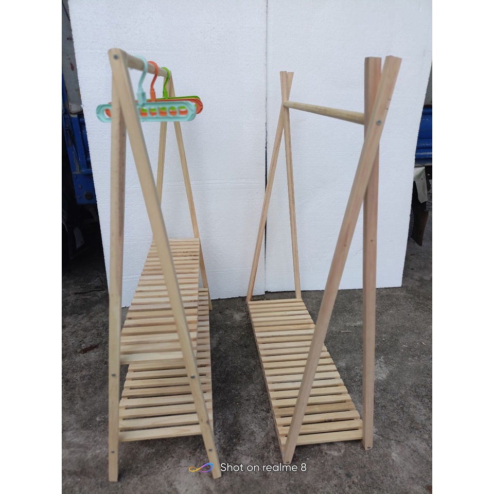 Kệ gỗ đa năng để giày dép và treo quần áo hình chữ A gỗ tự nhiên