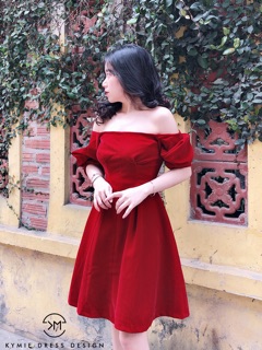 Váy nhung trễ vai Kymie
