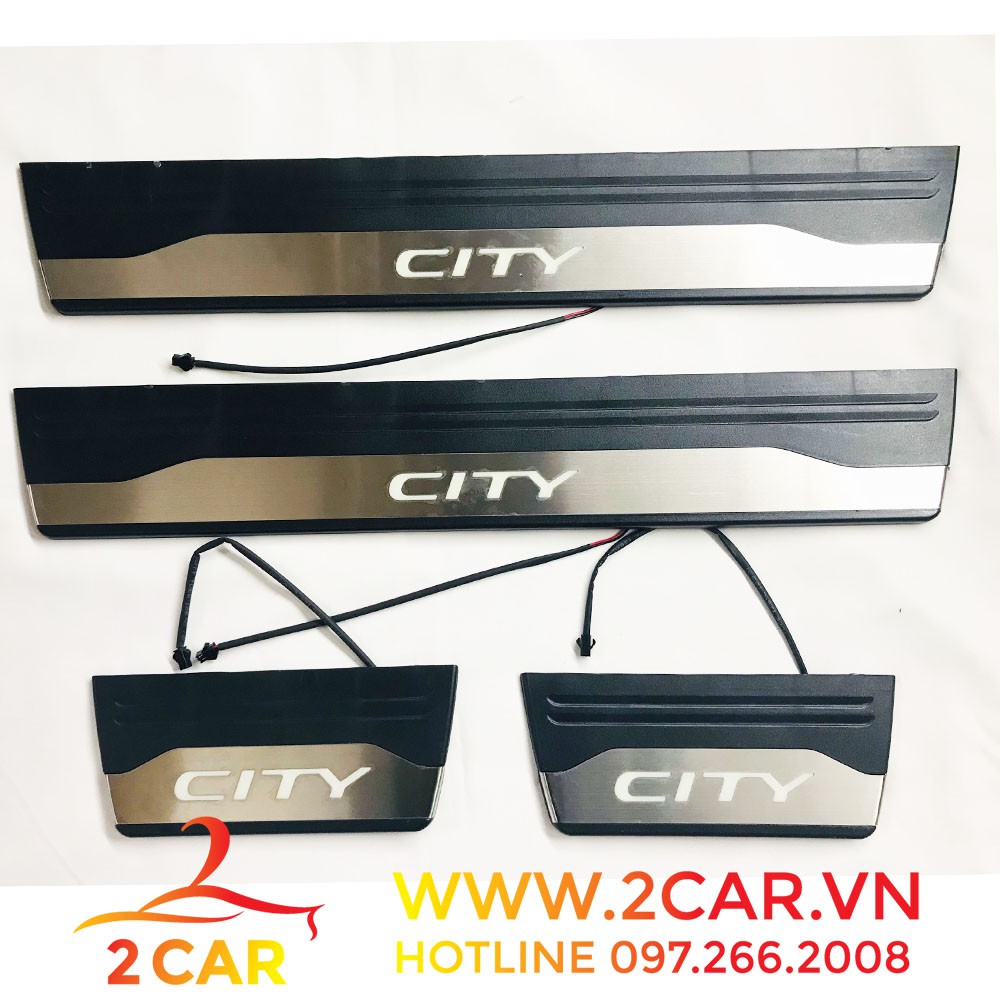 Ốp Bậc Chân Ngoài Xe Honda CITY 2014-2022 có đèn LED