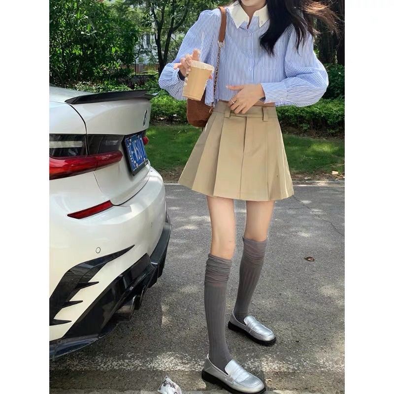 Áo sơmi kẻ xanh phối cổ trắng style Hàn Quốc