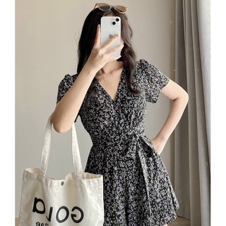 Jum Short Hoa Nhí Chéo Ngực_huol.oi