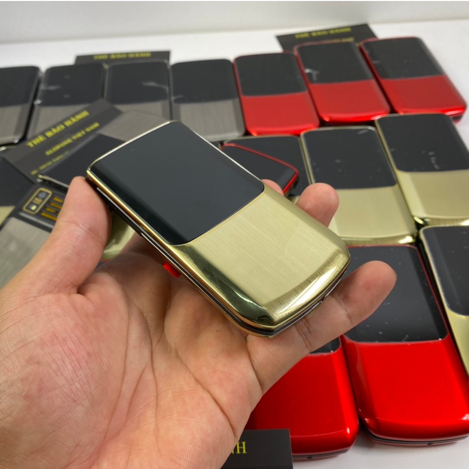 Điện Thoại Độc NK2720 Nắp Gập Màn Hình 2.4inch Cảm ứng Thay Đổi Giọng Nói Nghe FM không Cần Tai Nghe | BigBuy360 - bigbuy360.vn