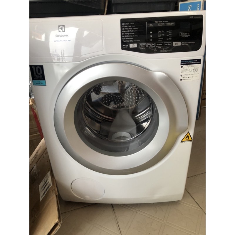 Máy sấy thông hơi Electrolux 8kg EDV805JQWA