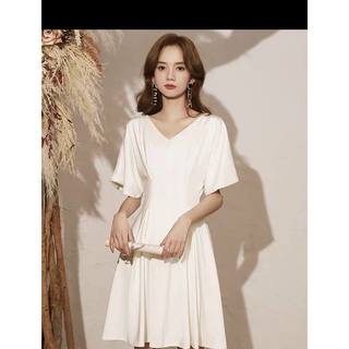 Đầm váy freesize trắng cổ V xếp li