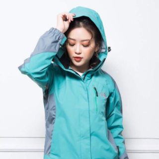 Gió nữ the northface