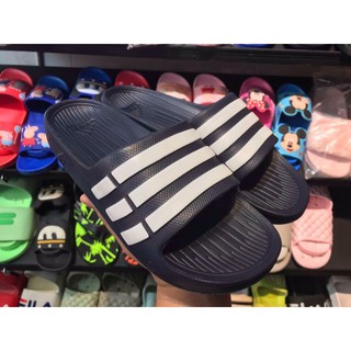 Dép Adidas đúc 3 sọc chống nước