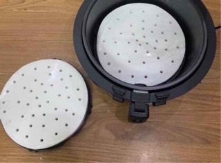 Giấy nến đục lỗ 23cm