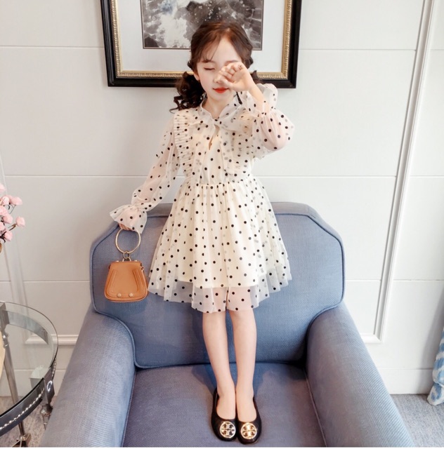 Váy voan chấm bi dành cho bé gái