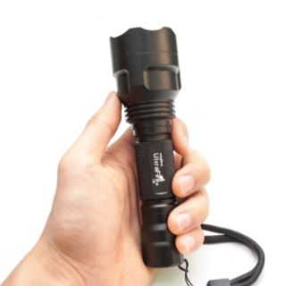 (Loại 1) Đèn Pin Sạc Siêu Sáng ULTRAFIRE C8